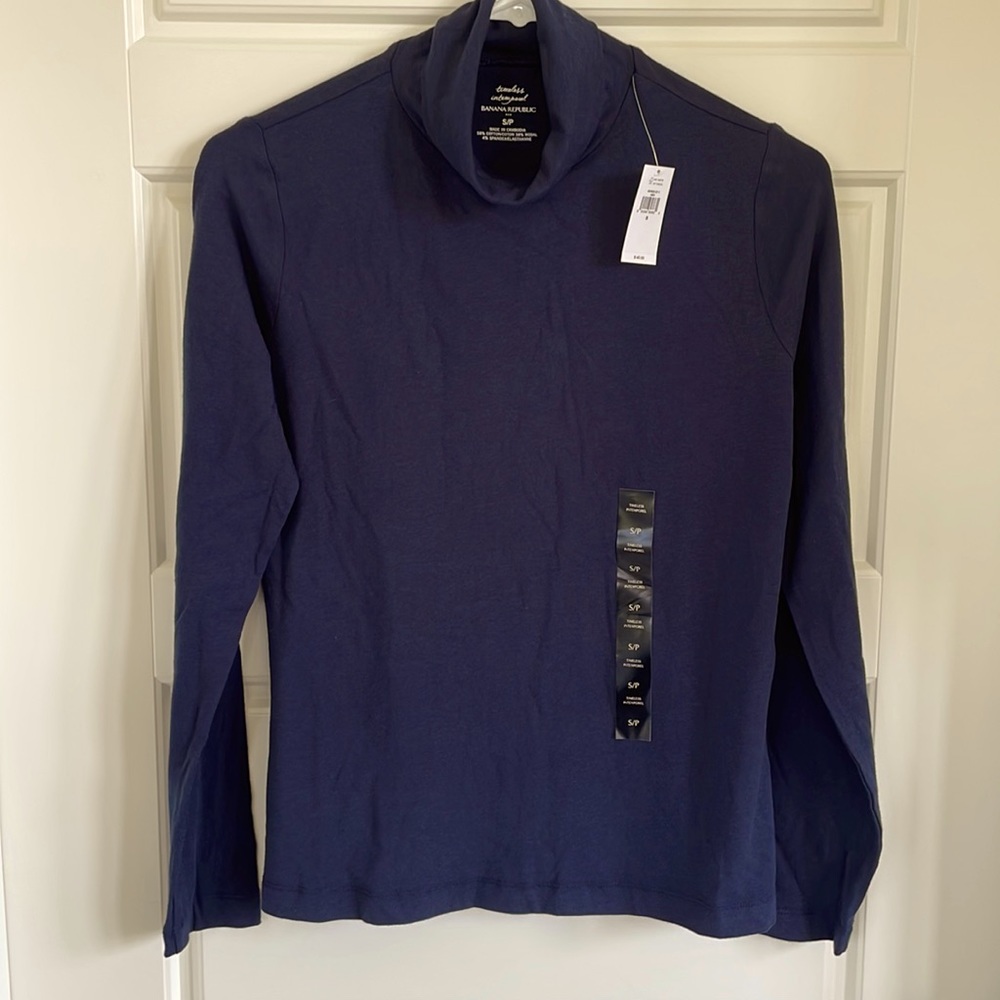 Banana Republic Navy Blue Timeless Turtleneck Small S NWT